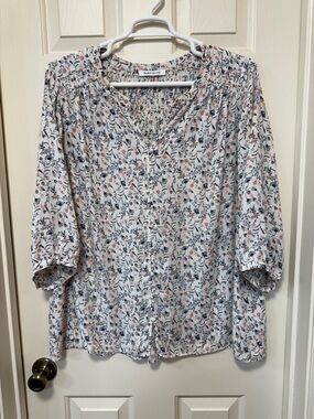 Rose & Olive Cream Floral Button-Front Blouse with Navy and Blush